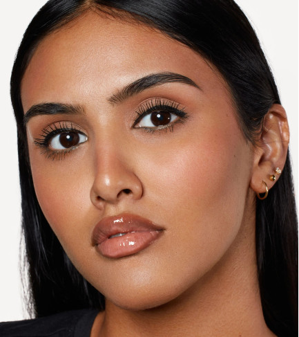 Pout Plumper Volumizing Lipgloss