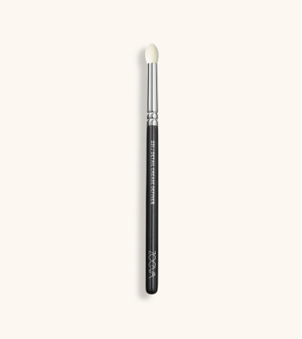 231 Detail Crease Definer Brush